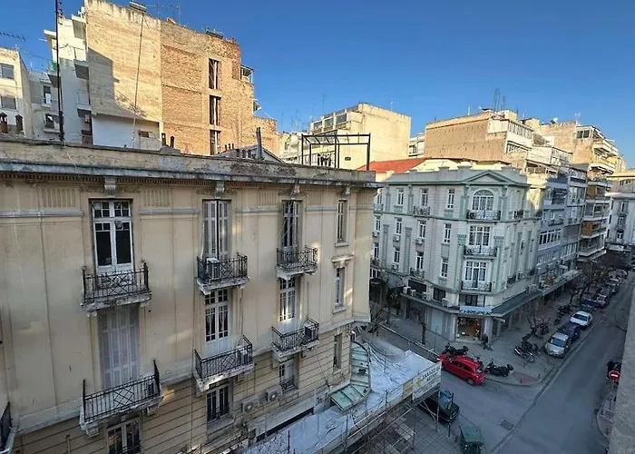 Downtown Living 2