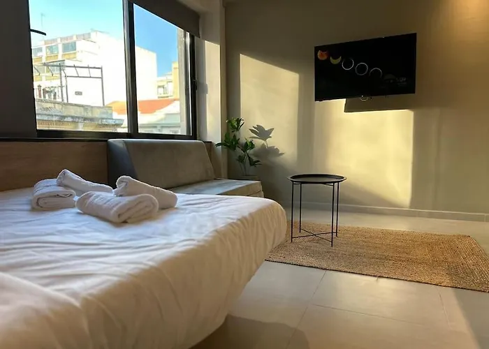 Downtown Living 2